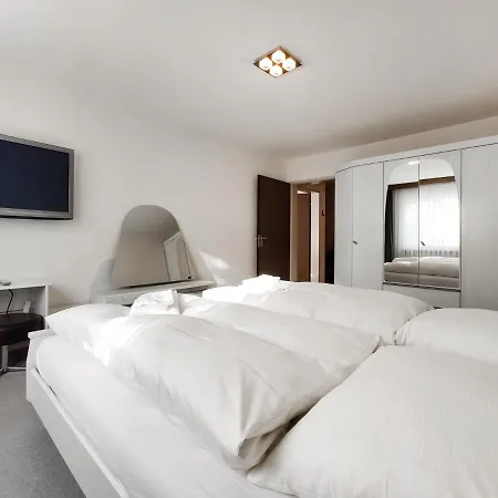 Apartment Perla By Interhome *